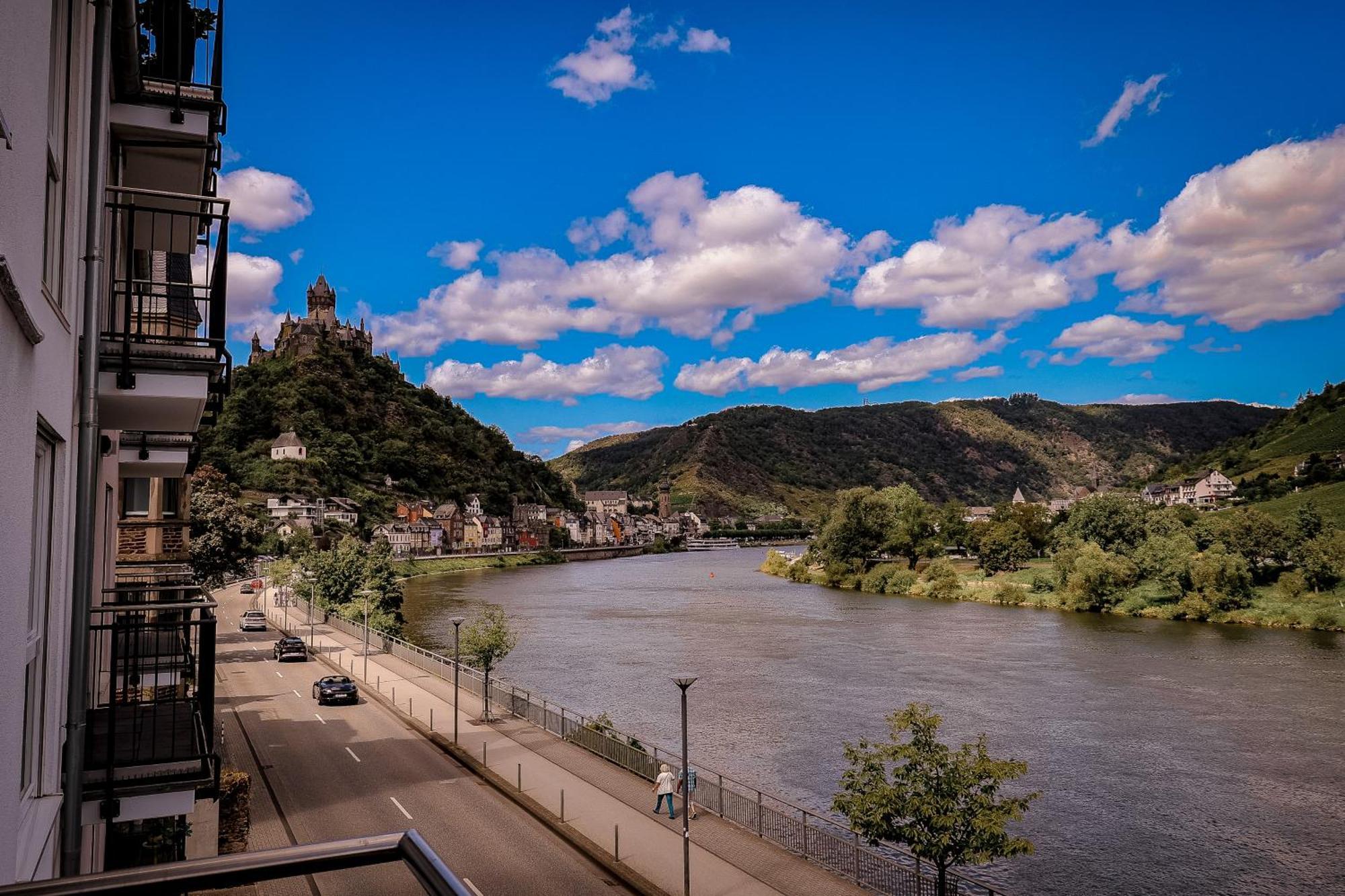 Villa Moselufer, Schoenste Aussicht, Luxurioes, Netflix, Burg Cochem Buitenkant foto